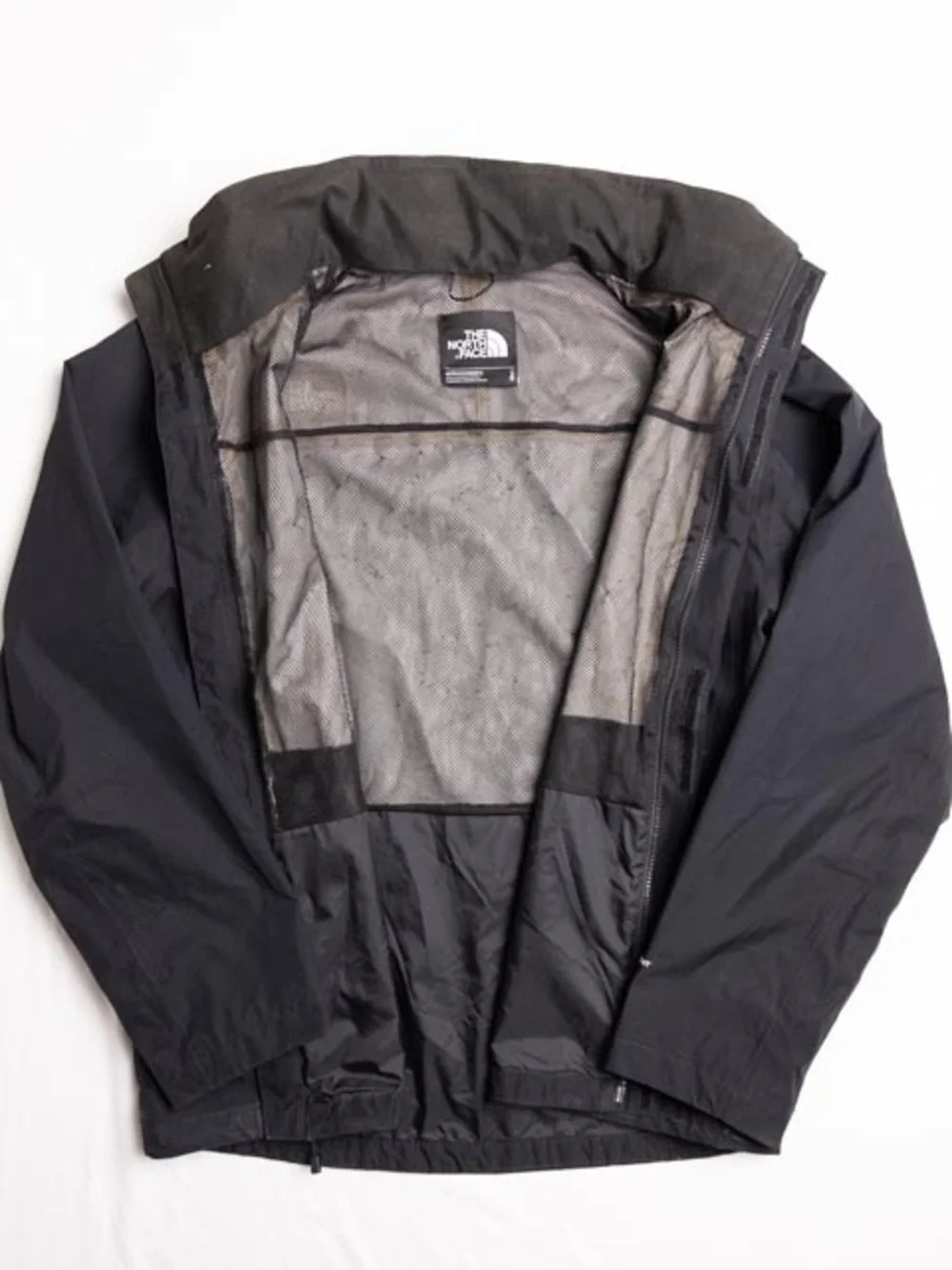 The North Face DryVent Rain Jacket Mens L Black Mesh Lined Resolve 2 Hooded Coat